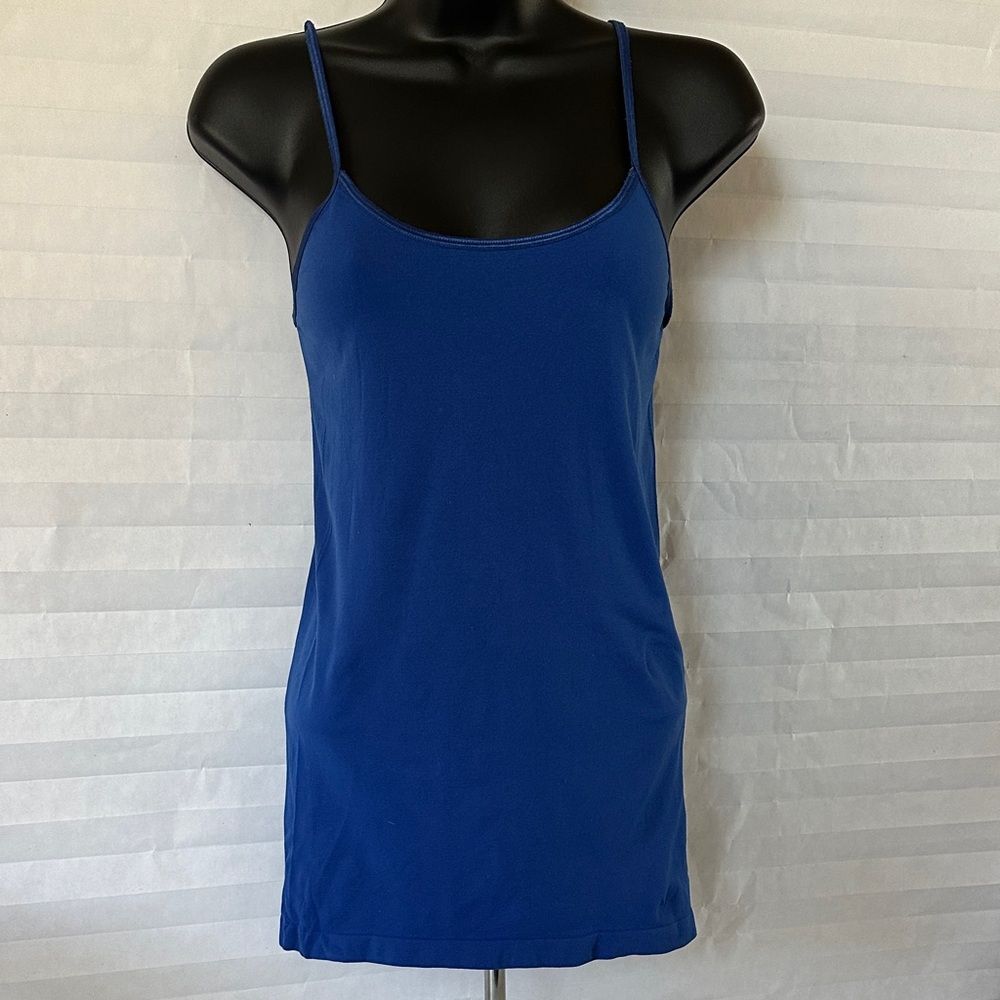 Authentic American “So Perfect” Cami Size M Women’s Sleeveless Casual Top